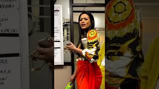 Miniatura del video CAROLINA JAUME Y DORA WEST CASI SE SACAN LA CHCH EN LA OFICINA DE EN CONTACTO @CALIENTITOSTV