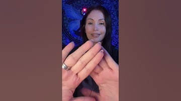 Third eye balancing to help release brain fog and regain mental clarity 🧠✨#reiki #shorts  #asmr