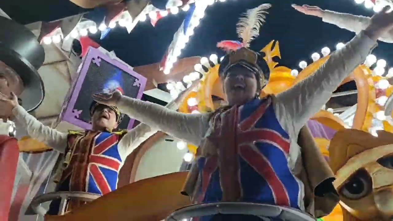 Jubilation Pageant Carnival Cart at Bridgwater, Glastonbury and Wells