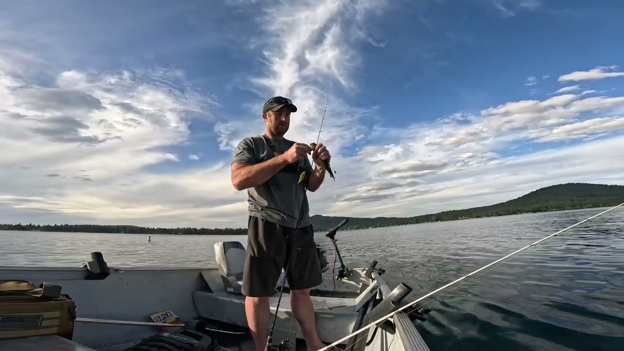 Loon Lake WA Round 2! Chasing Smallmouth Bass Again 🎣