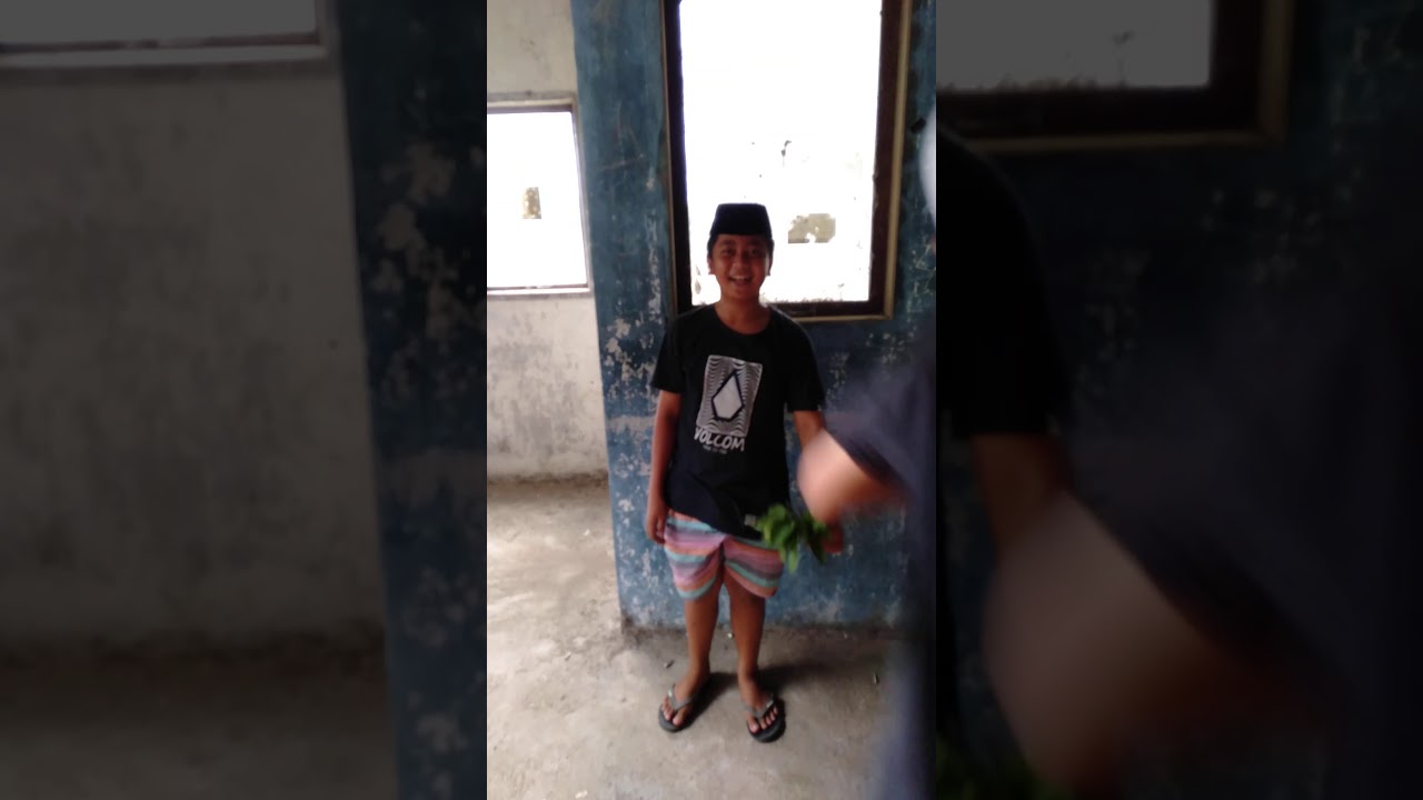 Watch V 7rkqc2d17ti