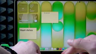 كيفية استخدام "الملاحظات اللاصقة" على جهاز MacBook Neo للملاحظات السريعة والقوائم screenshot 5