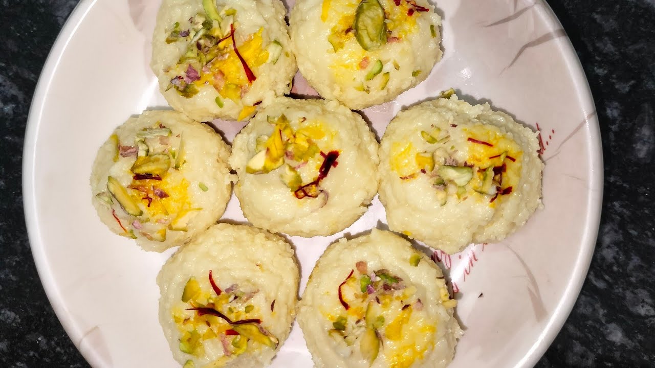 घरीच बनवा कार्यक्रमासाठी/सणासाठी मिठाई कलाकंद | Kalakand Recipe 