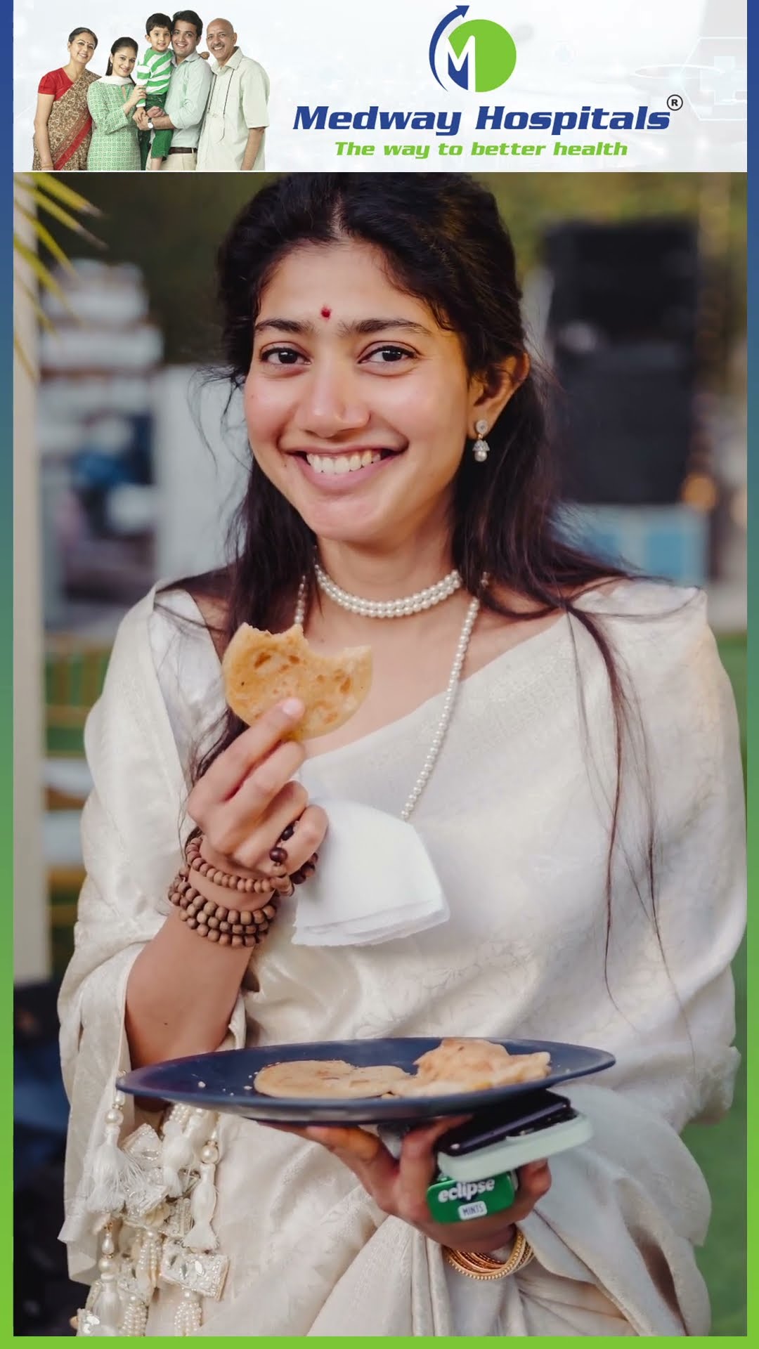 Pooja இங்க பாரு...தங்கச்சி கல்யாணத்தை ஆசையா Photo எடுத்த Sai Pallavi ?