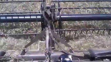 MacDon FD70 on John Deere 9870