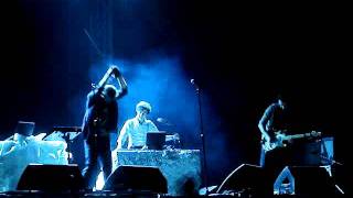 Bodi Bill - One Or Two (live @ Festiwal Tauron Nowa Muzyka 2011)