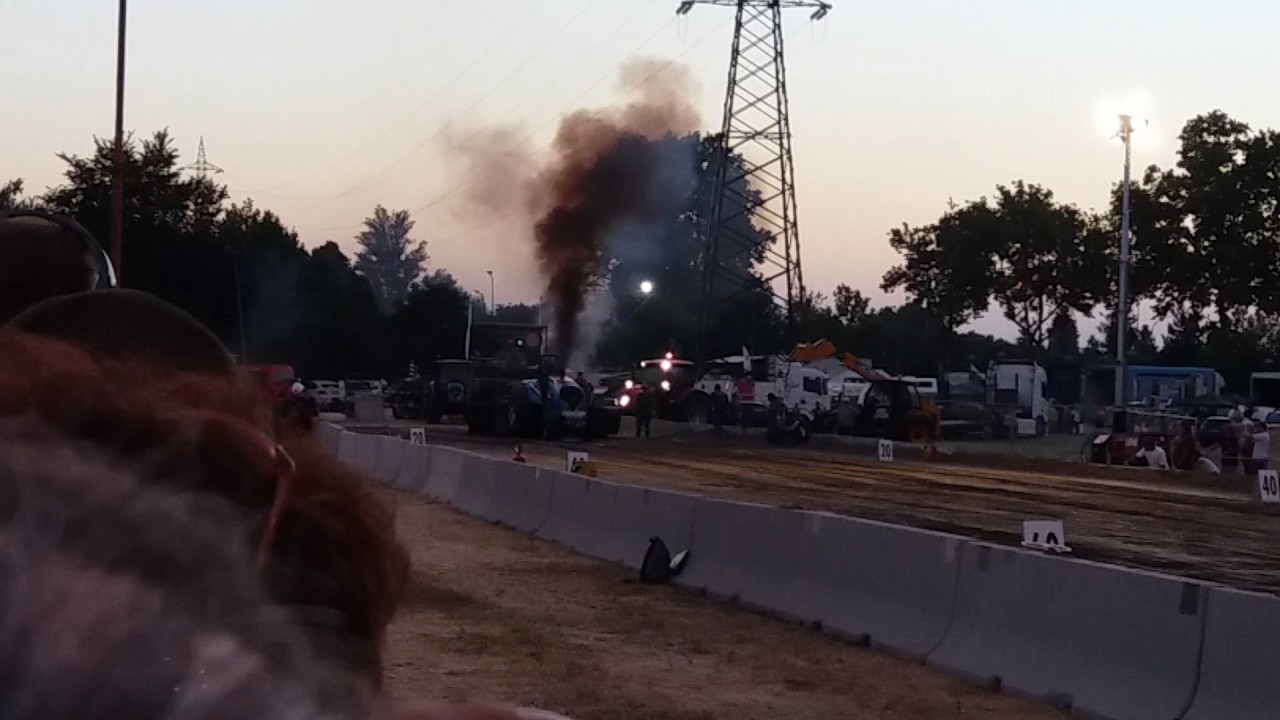 camera iphone 8 plus apk Tractor pulling Bologna 2017 landini @ qualifica pro-stock