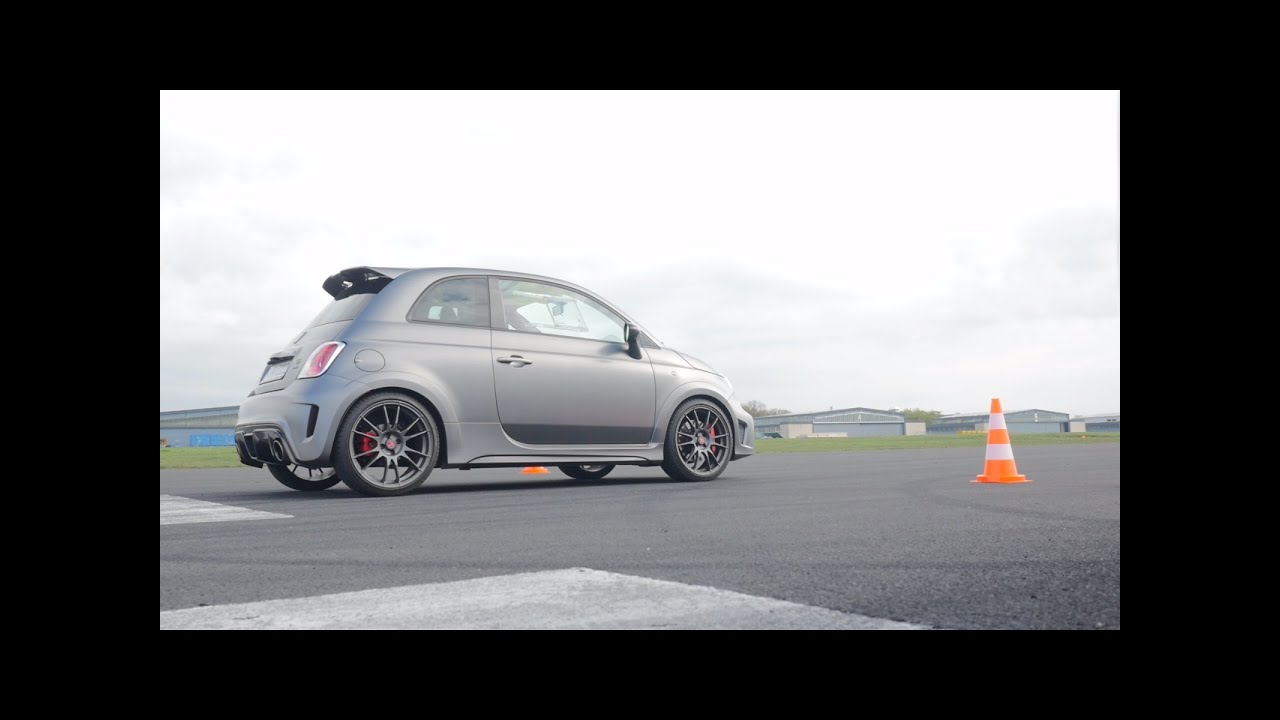 Fiat 500 Abarth 695 Biposto - 360° Video | auto motor und sport - YouTube