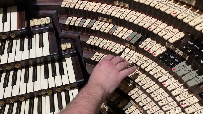 The Craighead-Saunders Organ - Eastman School of Music