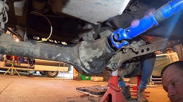How to change the front diff on a Land Rover Defender