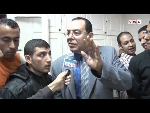 حوار حاد بين الطلبة و المسئولين داخل عيادة المدينة الجامعية بجامعة الأزهر