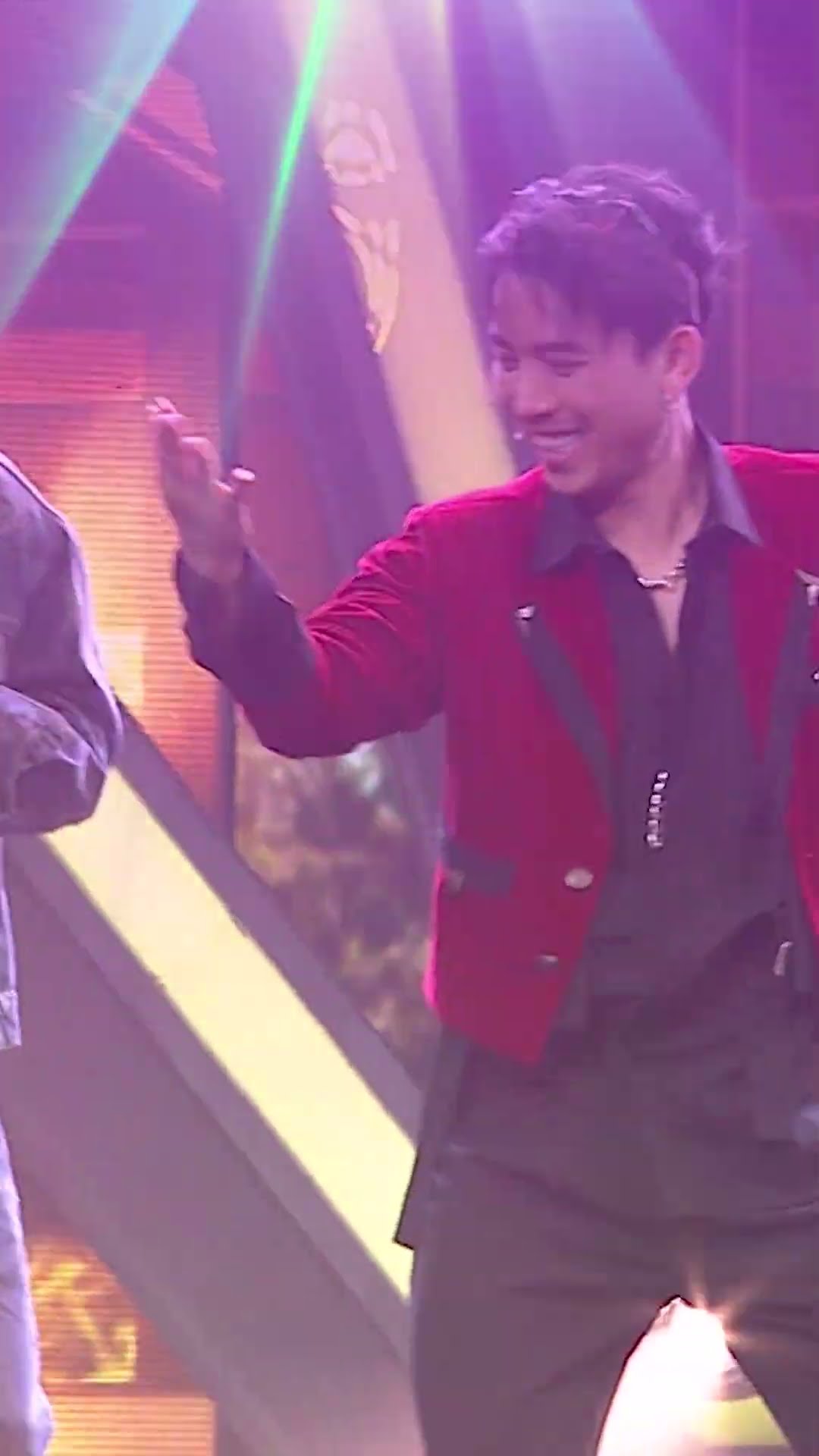 เต้นแบบนี้จะเอาบ่ #workpoint23 #เพชรตัดเพชรสามสีซีซั่น3