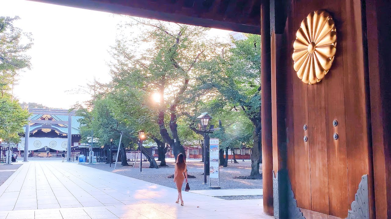 【VLOG】靖国神社へ参拝|二周年を迎えたきまぐれキャバ嬢のリアル【神回】|”YASUKUNI Shrine" in Tokyo, JAPAN.|4K