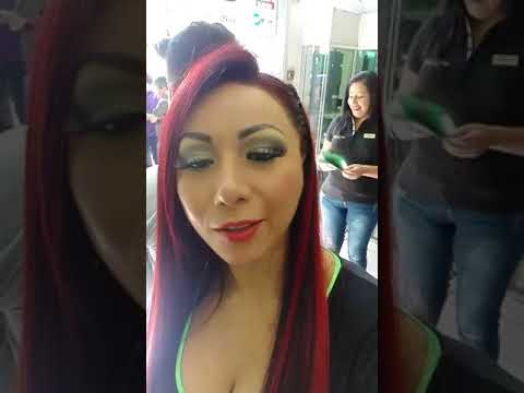 Deysi Araujo Promotora