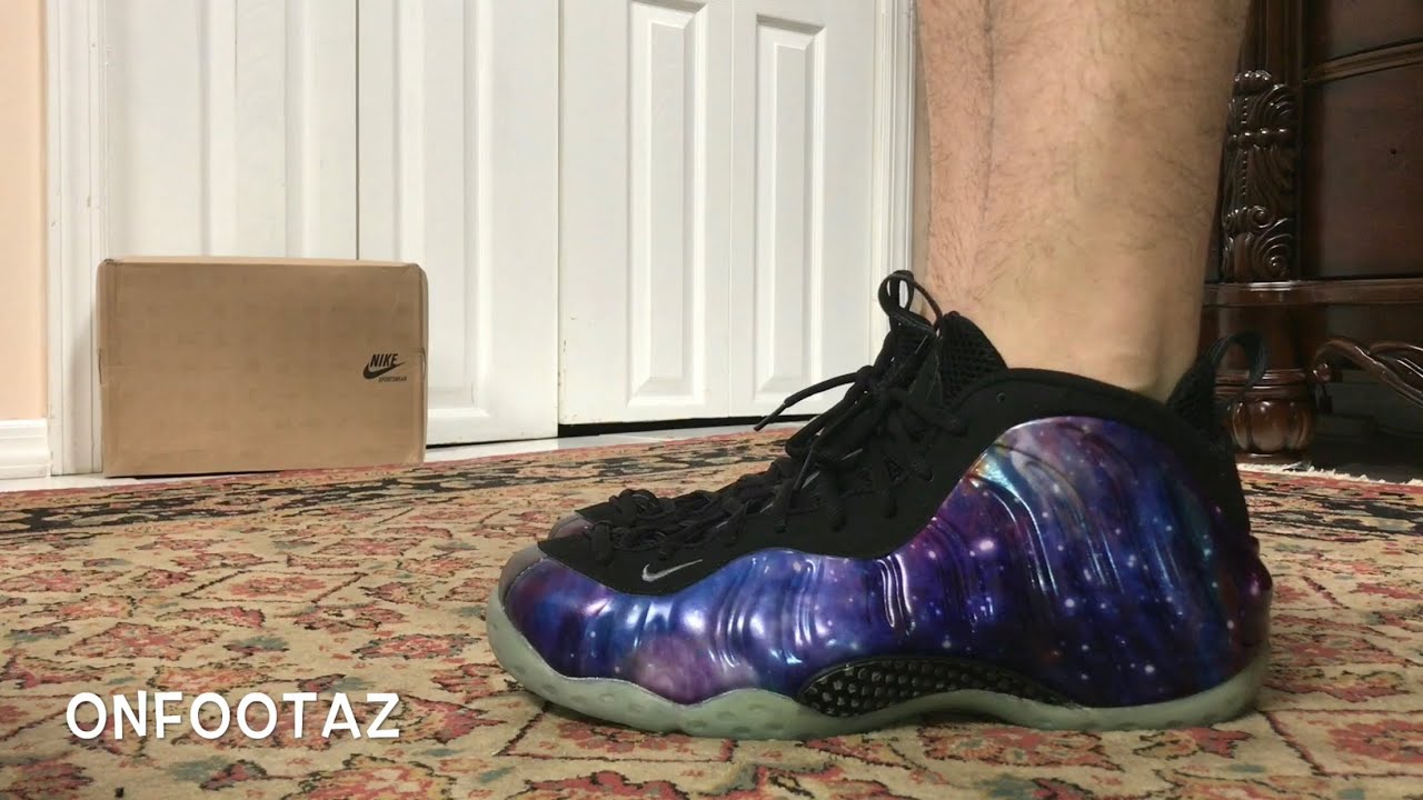 Air Foamposite One NRG Galaxy 2012 On Foot - YouTube