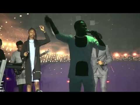 ۲۰ سال وفاداری خدا سفیر اسکار ریچارد خدمت ویژه  2025