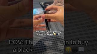 It’s so cute 🖤 #kindle #minikindle #booktok #reading