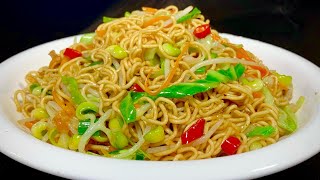 When frying instant noodles, remember not to scald them with boiling water or cook them