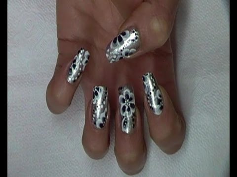 Silver one stroke nailart