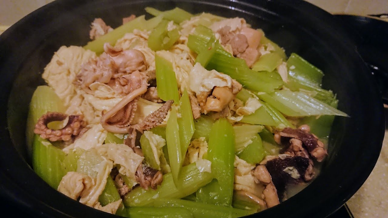 PORK RIBS CELERY WITH FRIED DRY BEAN CURD YouTube
