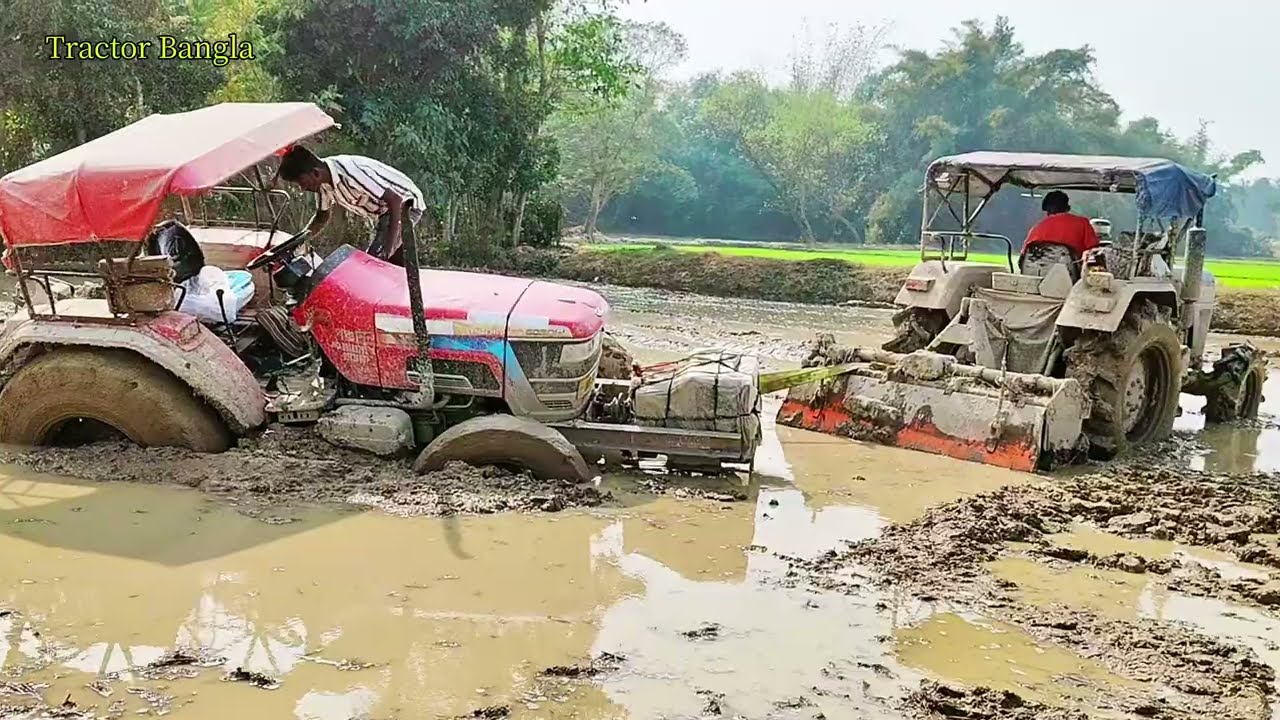পাইপ লাইনে ট্রাক্টর ফেসে গেছে 🛑 স্বরাজ ৭৪৪ ট্রাক্টর দিয়ে টেনে উঠানো হচ্ছে 😡Tractor video