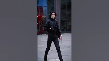 Chinese Street Fashion Couple Ootd Boys Fashion Style Shorts Couples Chinafashion Episode109 