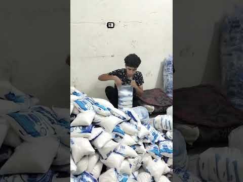 مجموعه شباب في چراج قدرو يعملو مشروع تعبئه وتغليف اكسبلور كامري  محركات النظافه 