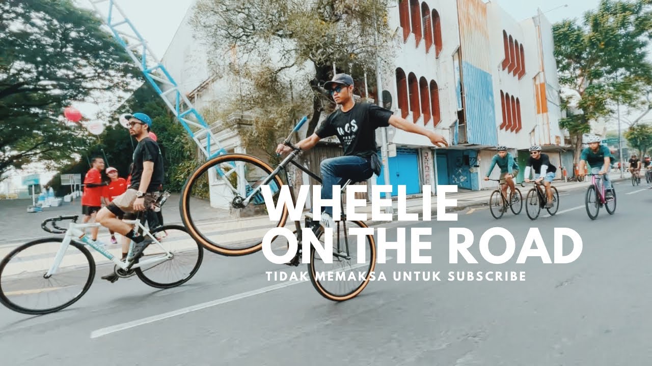 Fixed Gear Pov Wheelie Trick Youtube 