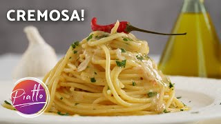 Creamy Spaghetti Aglio Olio e Peperoncino | Fast and Easy Italian Pasta Recipe