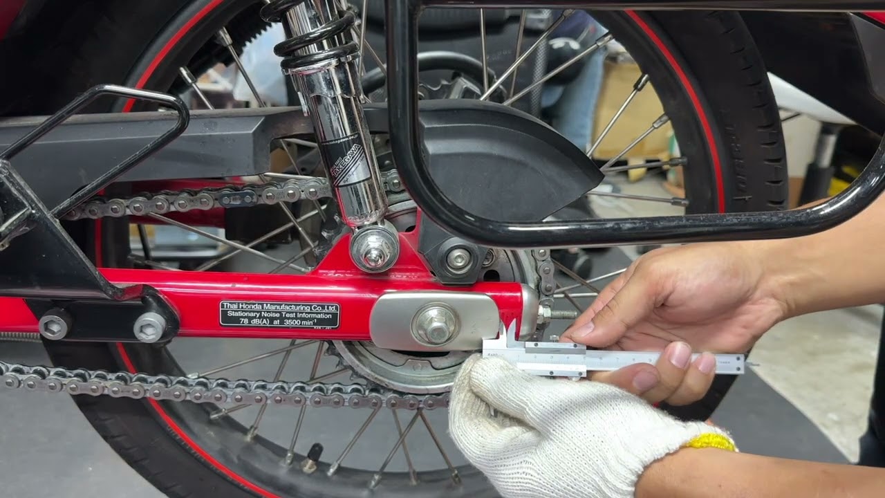 チェーンの調整方法「新品交換後の調整」