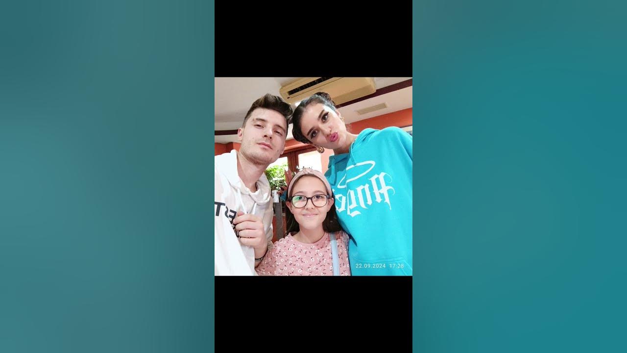 Лили аначкова на фен среща в Добрич - YouTube