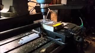 Using a rotabroach cutter in a milling machine.