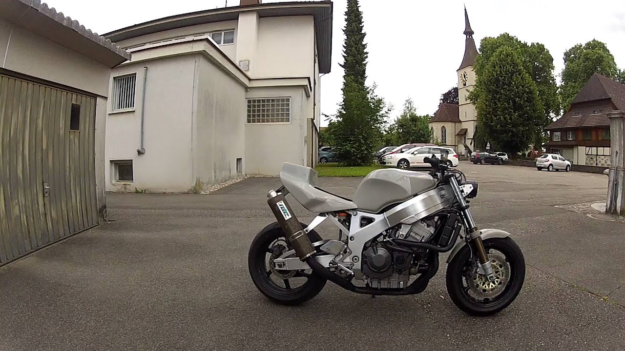 Honda CBR 900 RR SC28 Streetfighter "Stein-Crème"