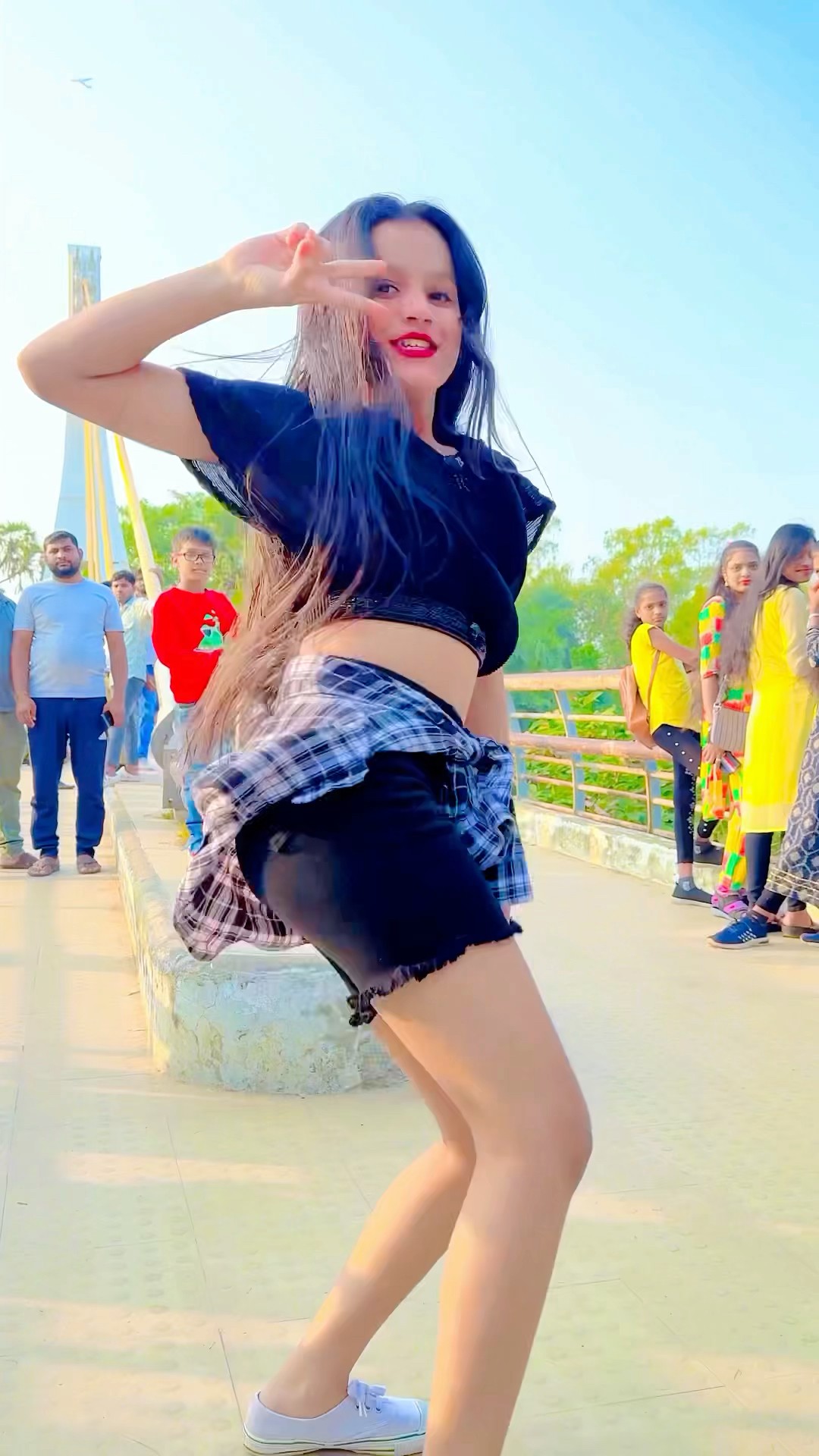 Akhiyon Se Goli Maare?❤️#nandini091013 #dance #youtube #shorts