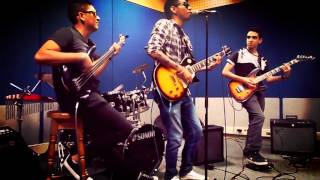 Mil horas - Los abuelos de la nada (Cover)