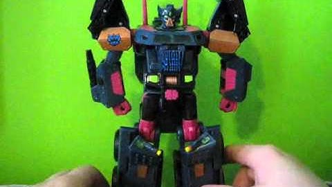 Transformers Botcon 2010 Clench Video Review