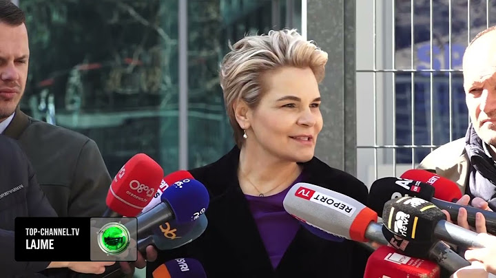 Top Channel/ Me kë po fliste në telefon? Monika batuta pas daljes nga SPAK: Meta... ditë përvjetori