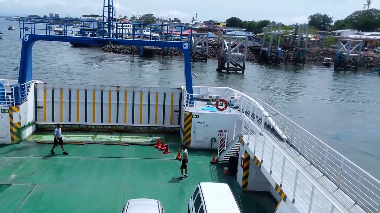 Despegando del Ferri Tambor Puntarenas Costa Rica.