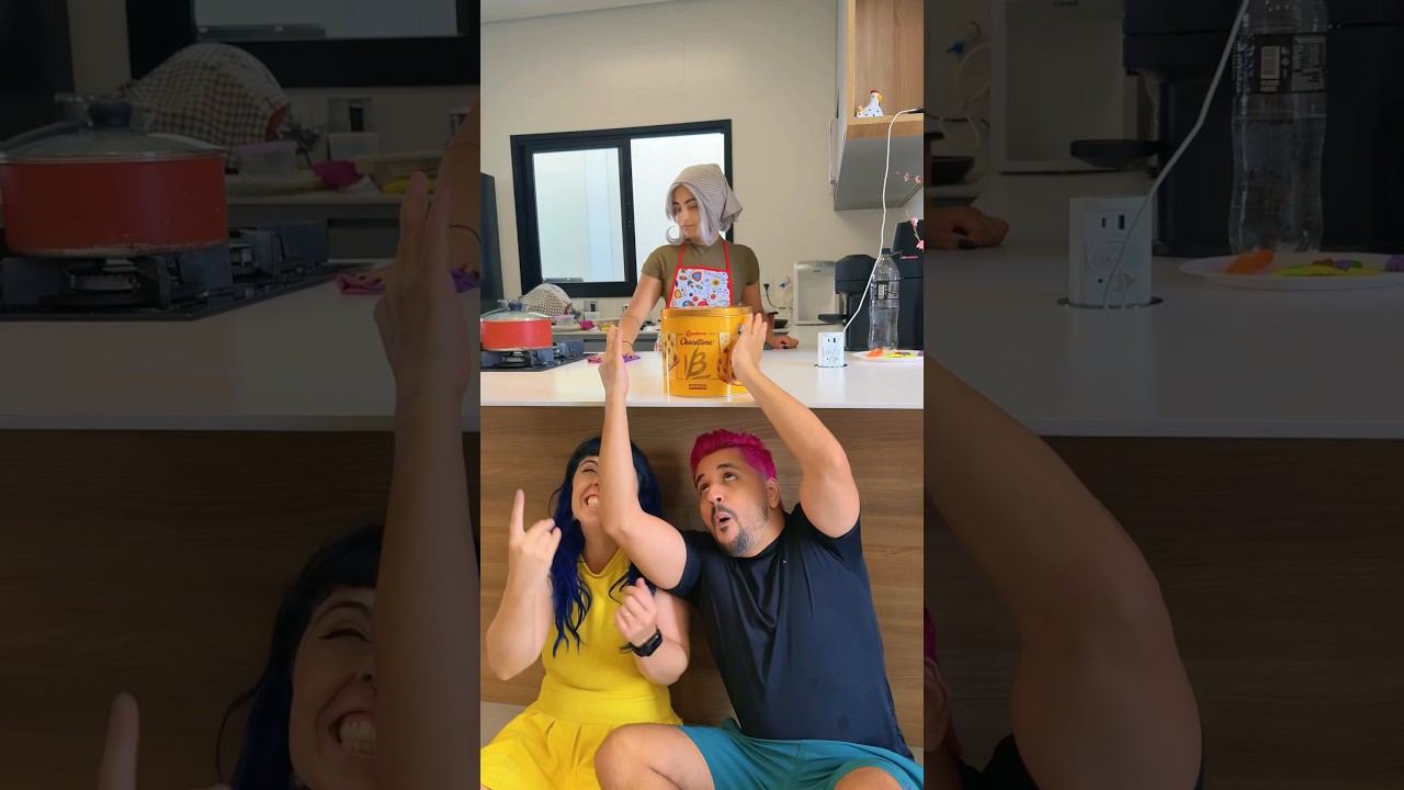 🤔 Are all moms like Marulho’s mom? 😂✨