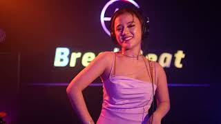 DJ AYUDIA PUTRI BREAKBEAT REMIX TERBARU