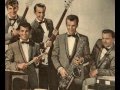 Johnny & Hurricanes - Thunderbolt (Stereo 1959)