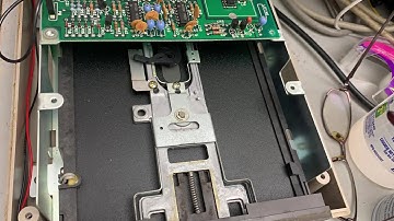 Commodore 64 1541 Disk Drive TIME LAPSE WONKY MECHANISM Vic-20 C128 Plus/4 C16 C64 - Episode 3579