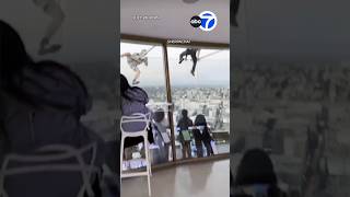 Seattle police searching for 2 who parachuted from the Space Needle