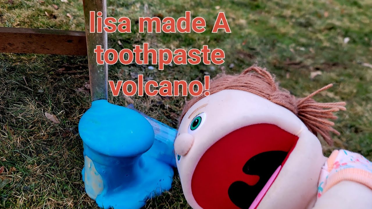 Lisa makes elephant toothpaste!! - YouTube