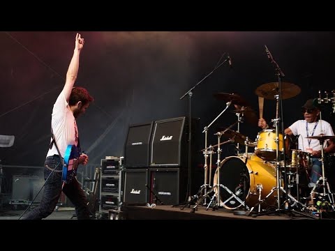 Eric Steckel “Waiting For The Bus” Live!