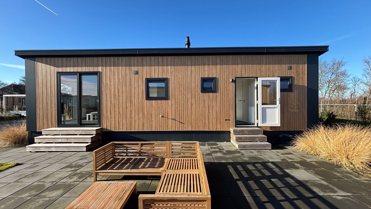 Genieten aan de Zeeuwse kust in dit verzorgde chalet op Vakantiepark de Boomgaard