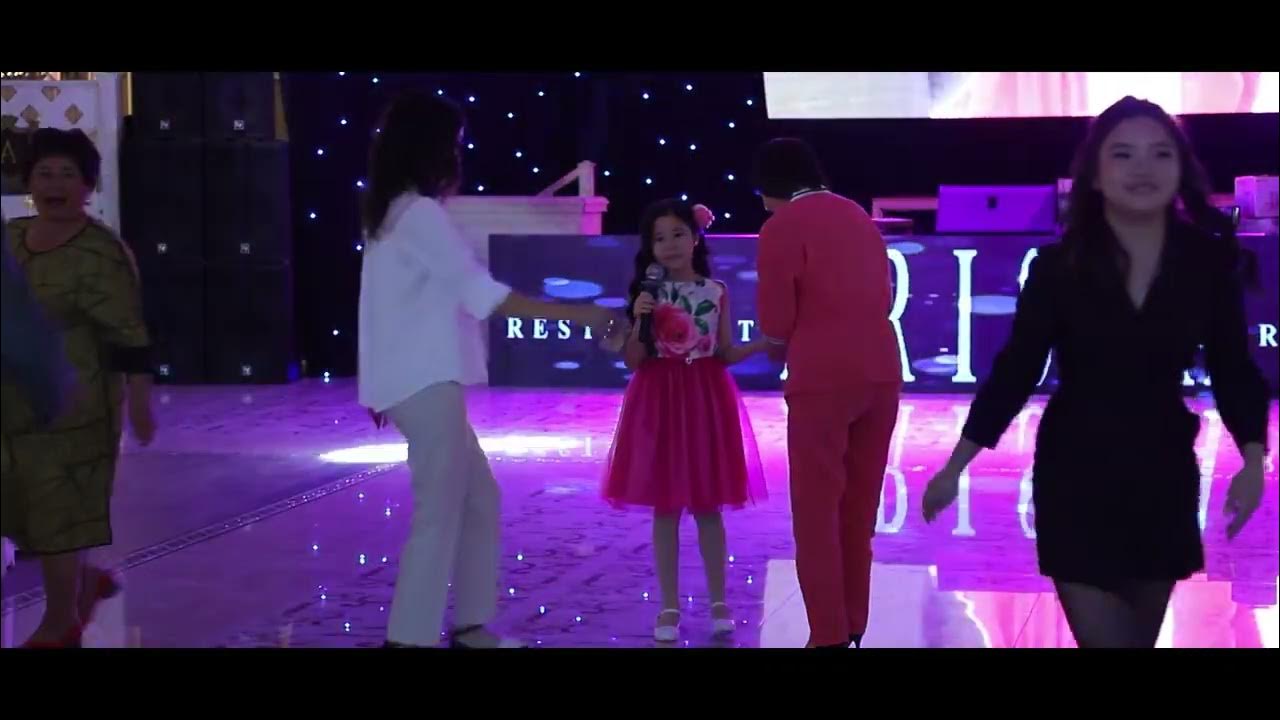 Псков облысы, Пустошка қаласындағы жезөкшелер Гаг дилдо