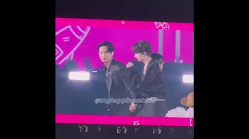 Mingyu and Jun were holding hands, then Jun danced to limbo and Mingyu followed😃 #mingyu #jun #svt