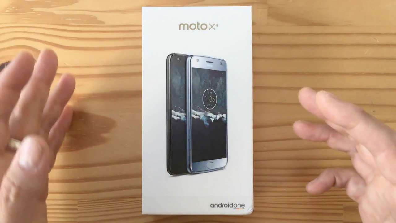 Moto X4 Android One unboxing