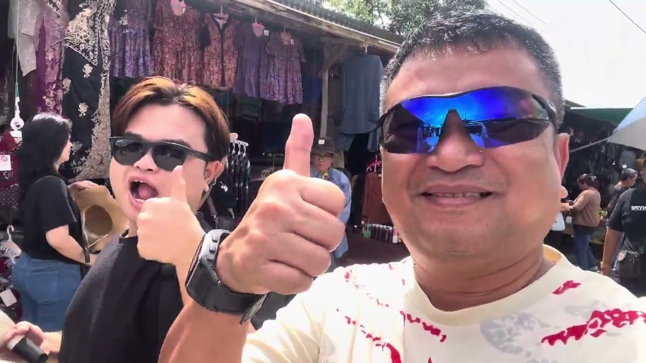 Suasana di Pasar Serikin Pada Hujung Minggu